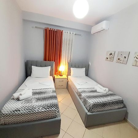 George 1 Apartment Gjirokaster Bagian luar foto