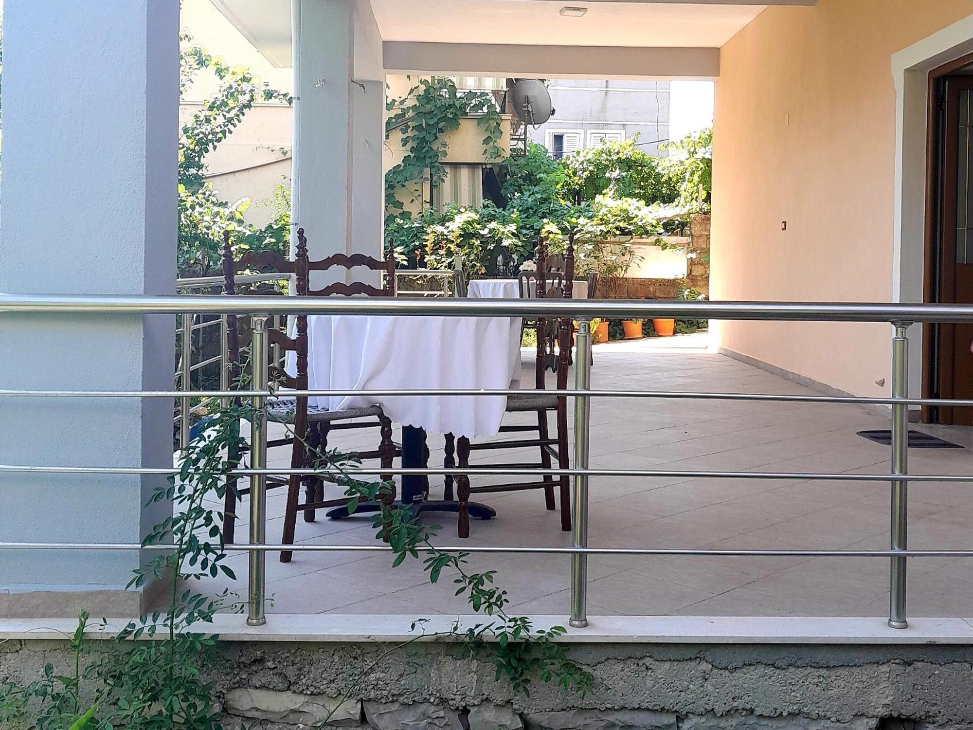 George 1 Apartment Gjirokaster Ruang foto